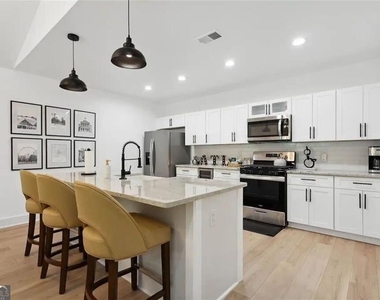 725 Alta Place Nw - Photo Thumbnail 5