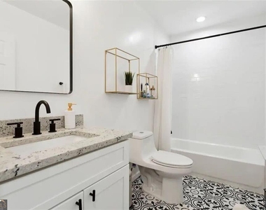 725 Alta Place Nw - Photo Thumbnail 20