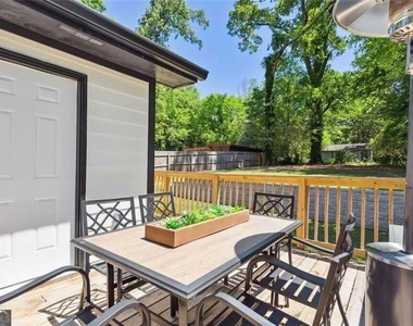 725 Alta Place Nw - Photo Thumbnail 22