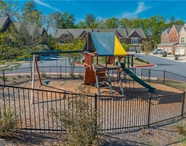 524 Twinrose Way - Photo Thumbnail 17
