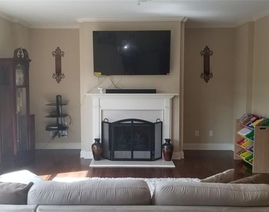 524 Twinrose Way - Photo Thumbnail 6
