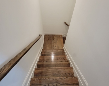 111 Pearl Street - Photo Thumbnail 5