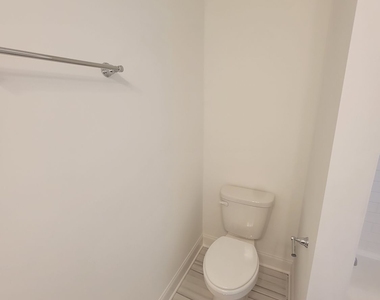 111 Pearl Street - Photo Thumbnail 42