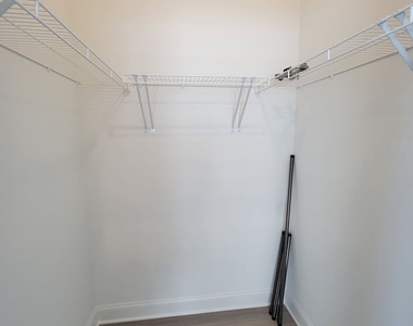 111 Pearl Street - Photo Thumbnail 37