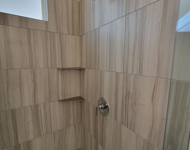111 Pearl Street - Photo Thumbnail 30