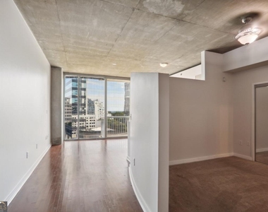 3324 Peachtree Road Ne - Photo Thumbnail 8