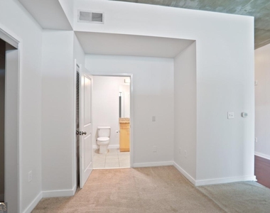 3324 Peachtree Road Ne - Photo Thumbnail 18