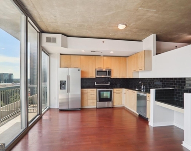 3324 Peachtree Road Ne - Photo Thumbnail 10