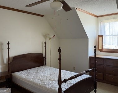 206 Ridge Circle - Photo Thumbnail 20