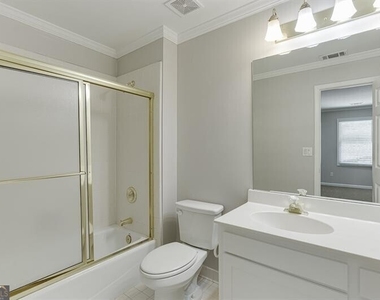 9345 Riverclub Parkway - Photo Thumbnail 33