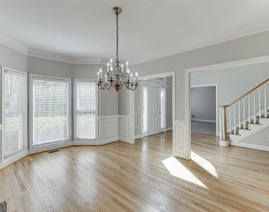 9345 Riverclub Parkway - Photo Thumbnail 9