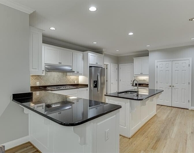 9345 Riverclub Parkway - Photo Thumbnail 20
