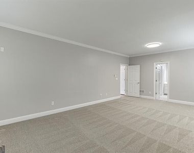 9345 Riverclub Parkway - Photo Thumbnail 29