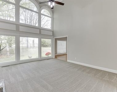 9345 Riverclub Parkway - Photo Thumbnail 13