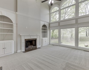 9345 Riverclub Parkway - Photo Thumbnail 11