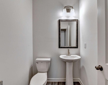 477 Danville Avenue - Photo Thumbnail 29