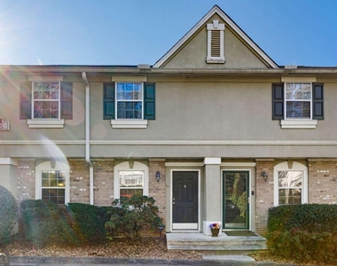 6900 Roswell Road - Photo Thumbnail 1