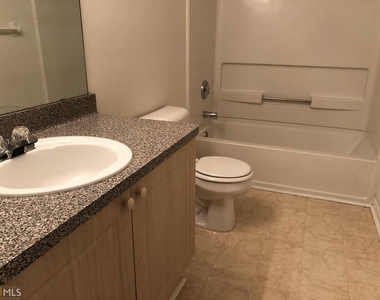 5955 Graywood Circle - Photo Thumbnail 20