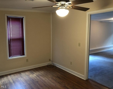 5955 Graywood Circle - Photo Thumbnail 32