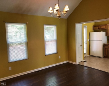 5955 Graywood Circle - Photo Thumbnail 16
