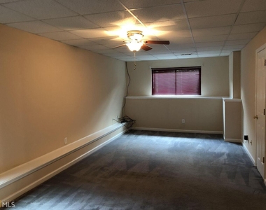 5955 Graywood Circle - Photo Thumbnail 29