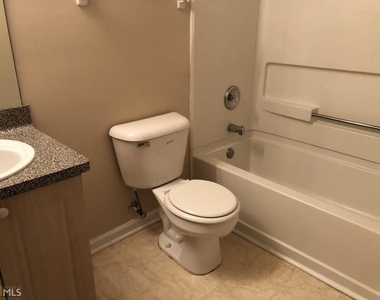 5955 Graywood Circle - Photo Thumbnail 30