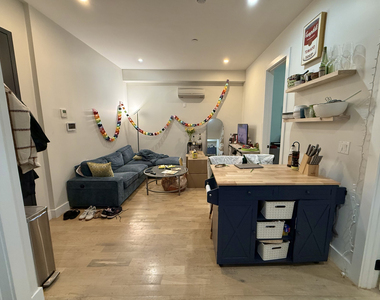 143 Meserole Street - Photo Thumbnail 6
