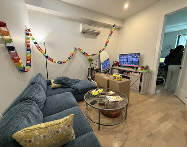 143 Meserole Street - Photo Thumbnail 7