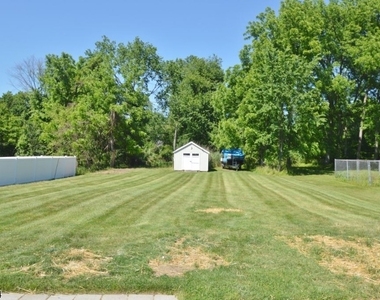 35 Troy Rd - Photo Thumbnail 16