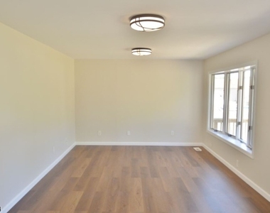 35 Troy Rd - Photo Thumbnail 8