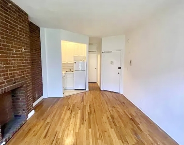 441 East 83rd Street - Photo Thumbnail 1