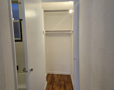 441 East 83rd Street - Photo Thumbnail 3