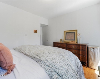 1001 Fifth Avenue - Photo Thumbnail 16