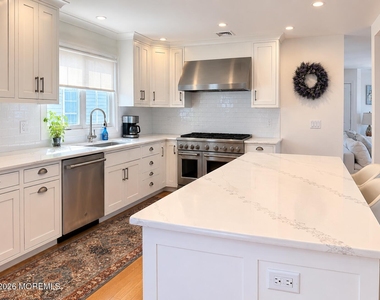 550 Whiting Avenue - Photo Thumbnail 7