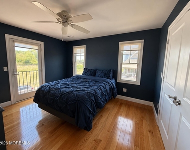 550 Whiting Avenue - Photo Thumbnail 13