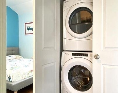 18 Meadowbrook Avenue - Photo Thumbnail 13