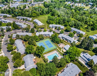 86 Holly Drive - Photo Thumbnail 22