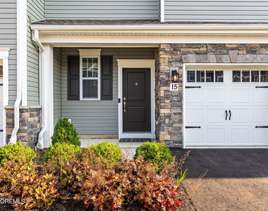 15 Laird Way - Photo Thumbnail 3