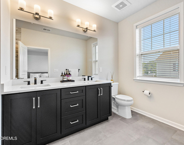 15 Laird Way - Photo Thumbnail 34
