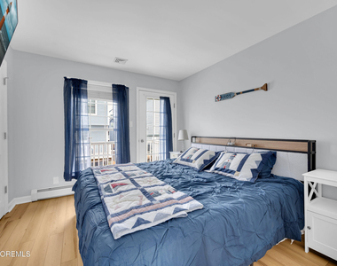 8 Nichols Avenue - Photo Thumbnail 12