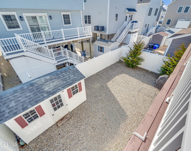 8 Nichols Avenue - Photo Thumbnail 25