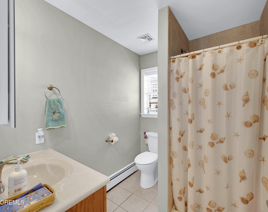 8 Nichols Avenue - Photo Thumbnail 13