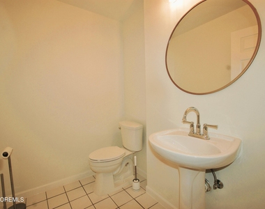 574 Beachway Avenue - Photo Thumbnail 10