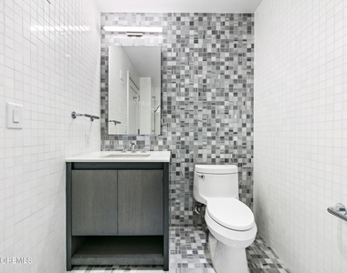 15 Morris Avenue - Photo Thumbnail 15