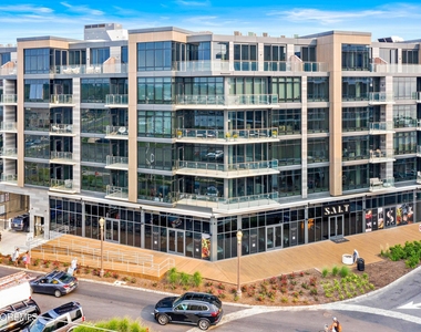 15 Morris Avenue - Photo Thumbnail 22