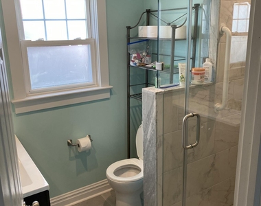 119 18th Avenue - Photo Thumbnail 8