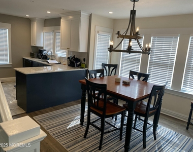 119 18th Avenue - Photo Thumbnail 3
