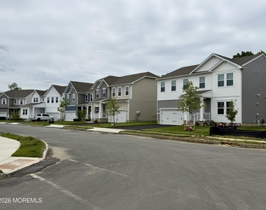 27 Butternut Drive - Photo Thumbnail 2