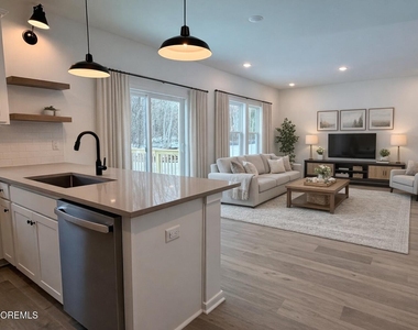 27 Butternut Drive - Photo Thumbnail 5