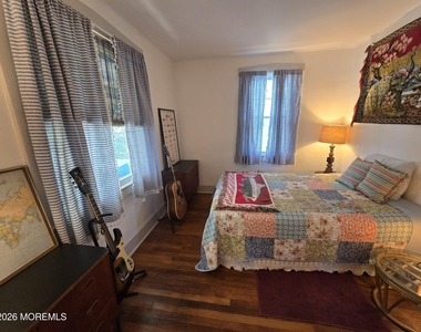 46 Evergreen Avenue - Photo Thumbnail 9